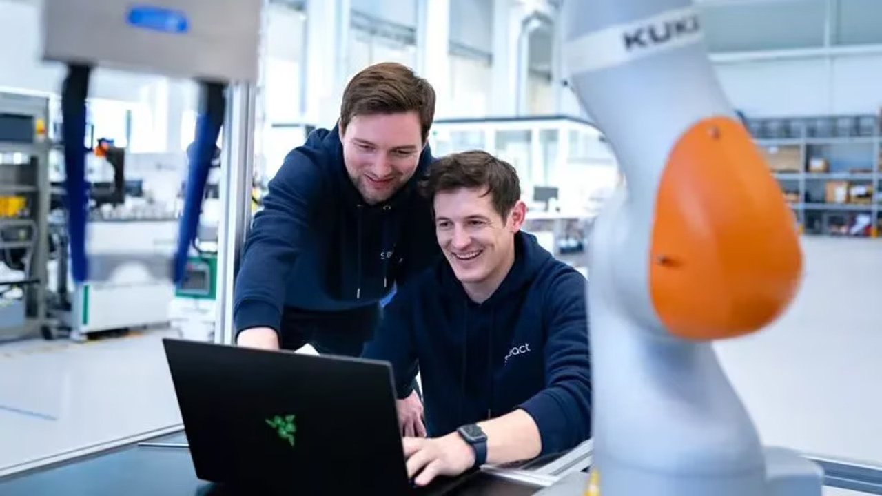 Zalando Invests in Sereact's $116M Series B for AI Warehouse Automation