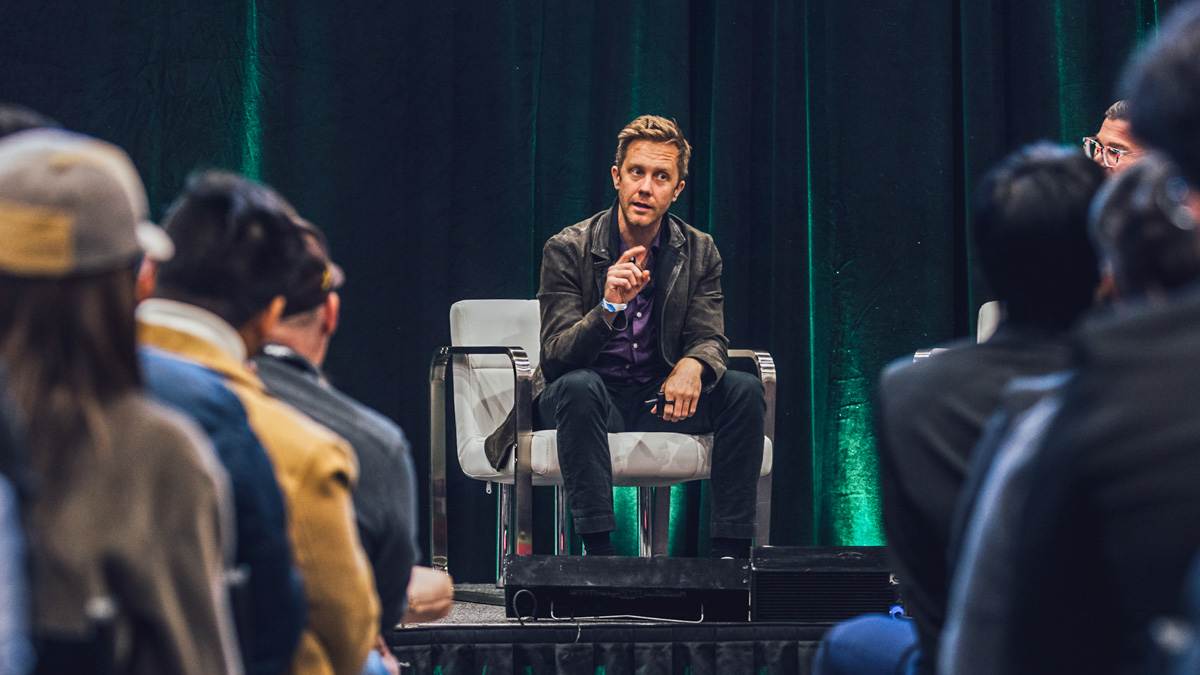 Tech Titans Re-Engage: Why Already-Rich Founders Are Chasing AI Gold