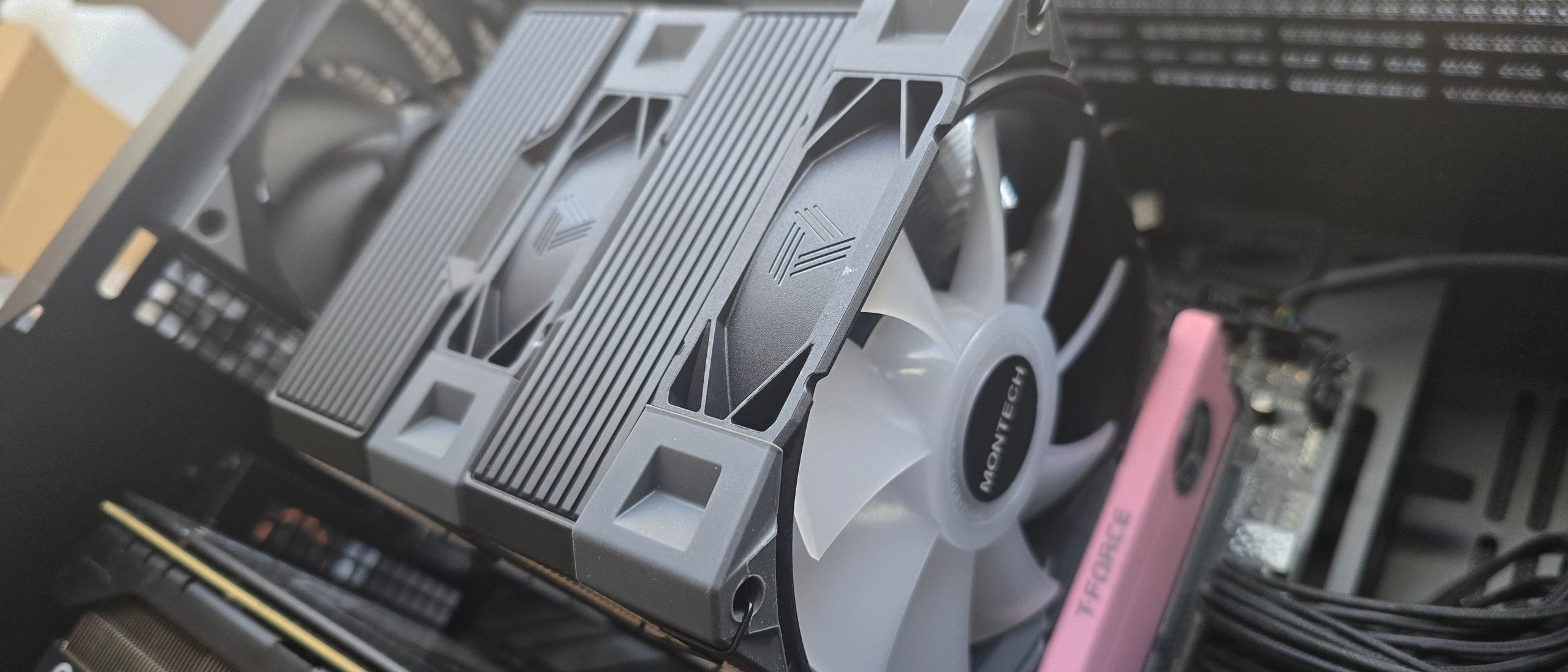 Montech NX600 Review: Budget Dual-Tower Cooler With High-Performance Fans
