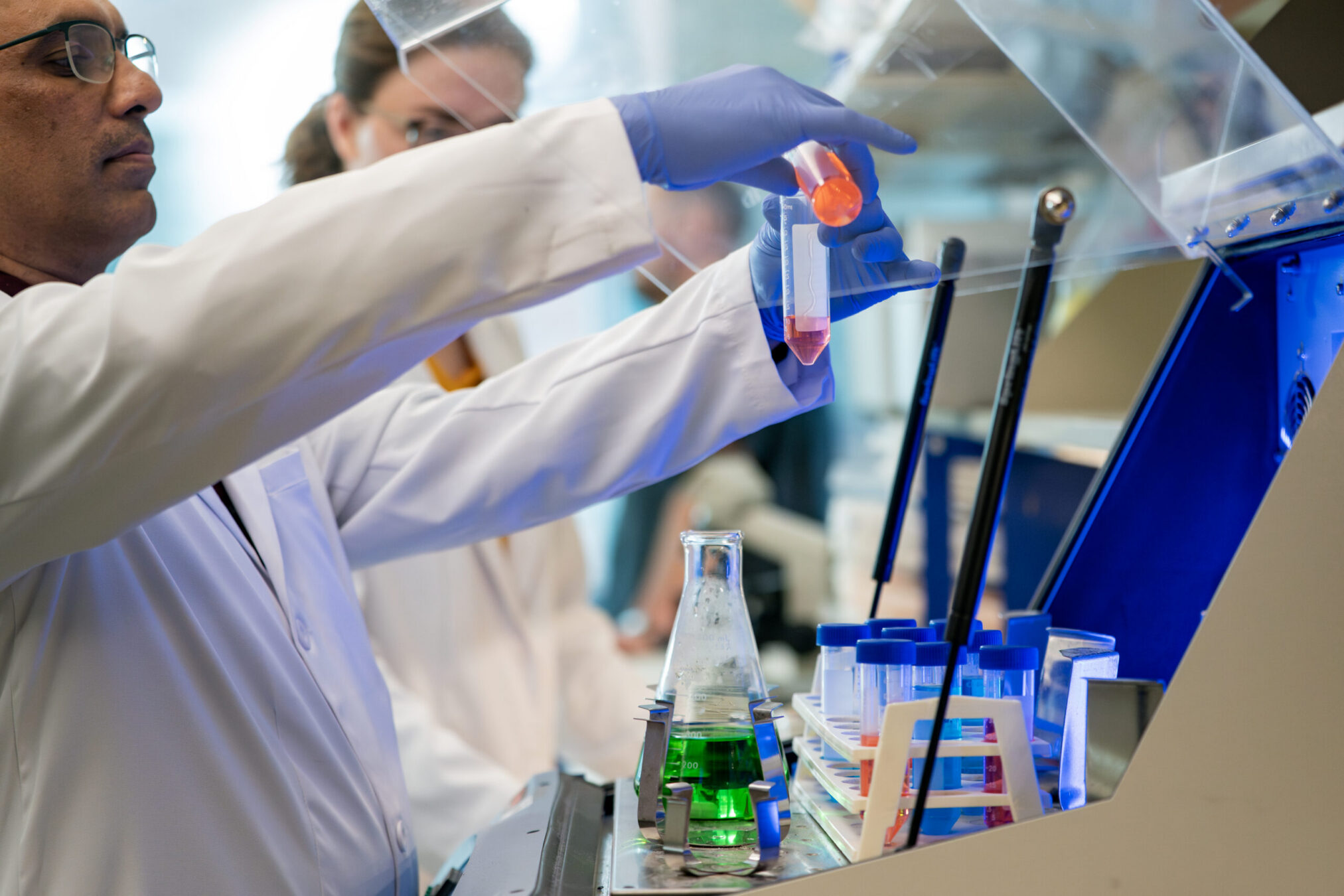 Scientists Reverse Brain Aging in Mice with Nasal Spray Treatment