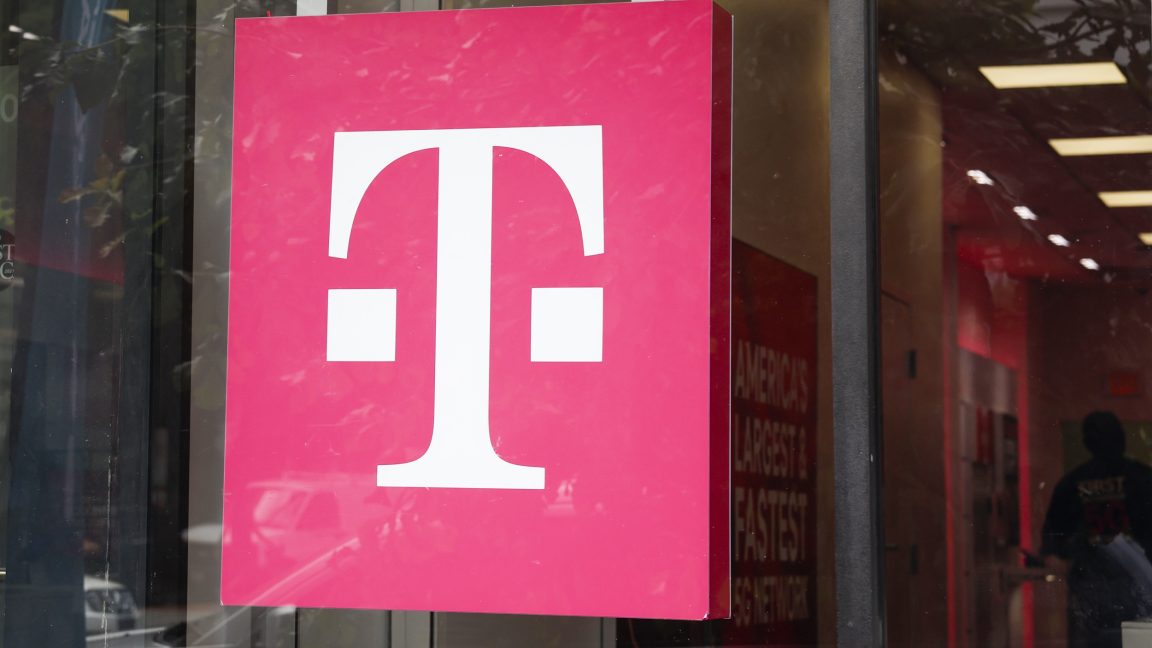 T-Mobile Ditches VMware for 50,000 VMs Amid Broadcom Licensing Dispute