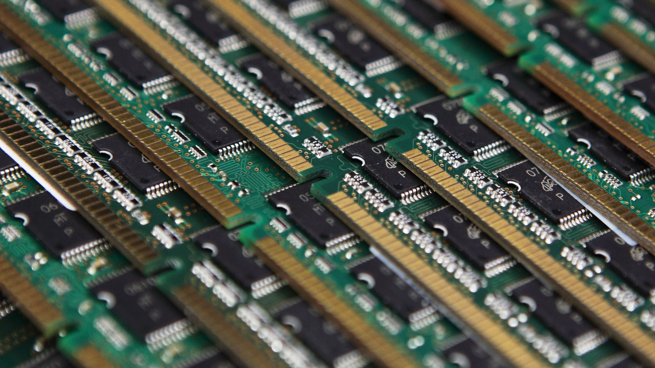 Memory Prices Stabilize as Consumer Affordability Caps AI Demand Growth