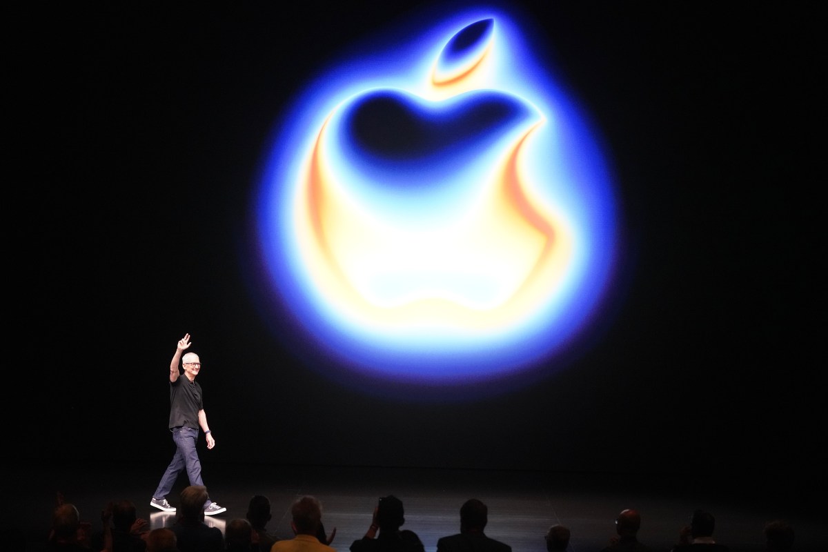 Apple Taps Broadcom for $30B+ in US-Made Wireless Chips