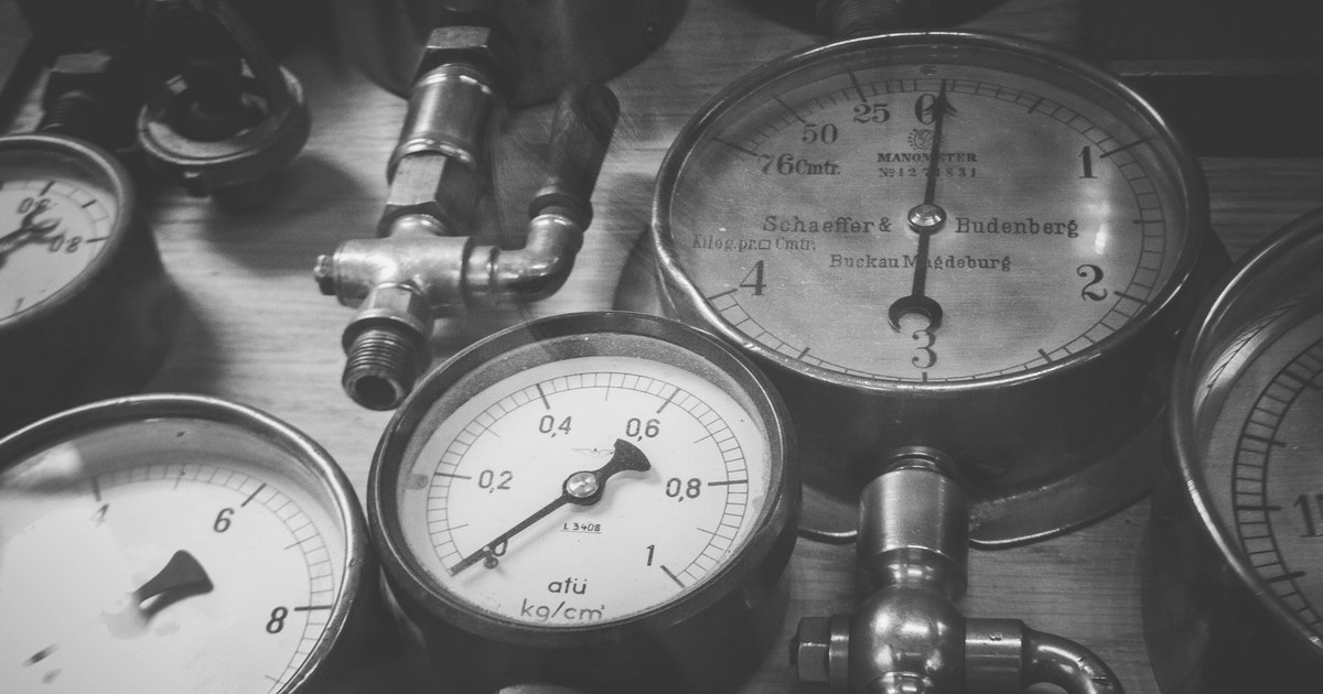Loop Engineering Tames RAG Failures: Control Surfaces for Reliability