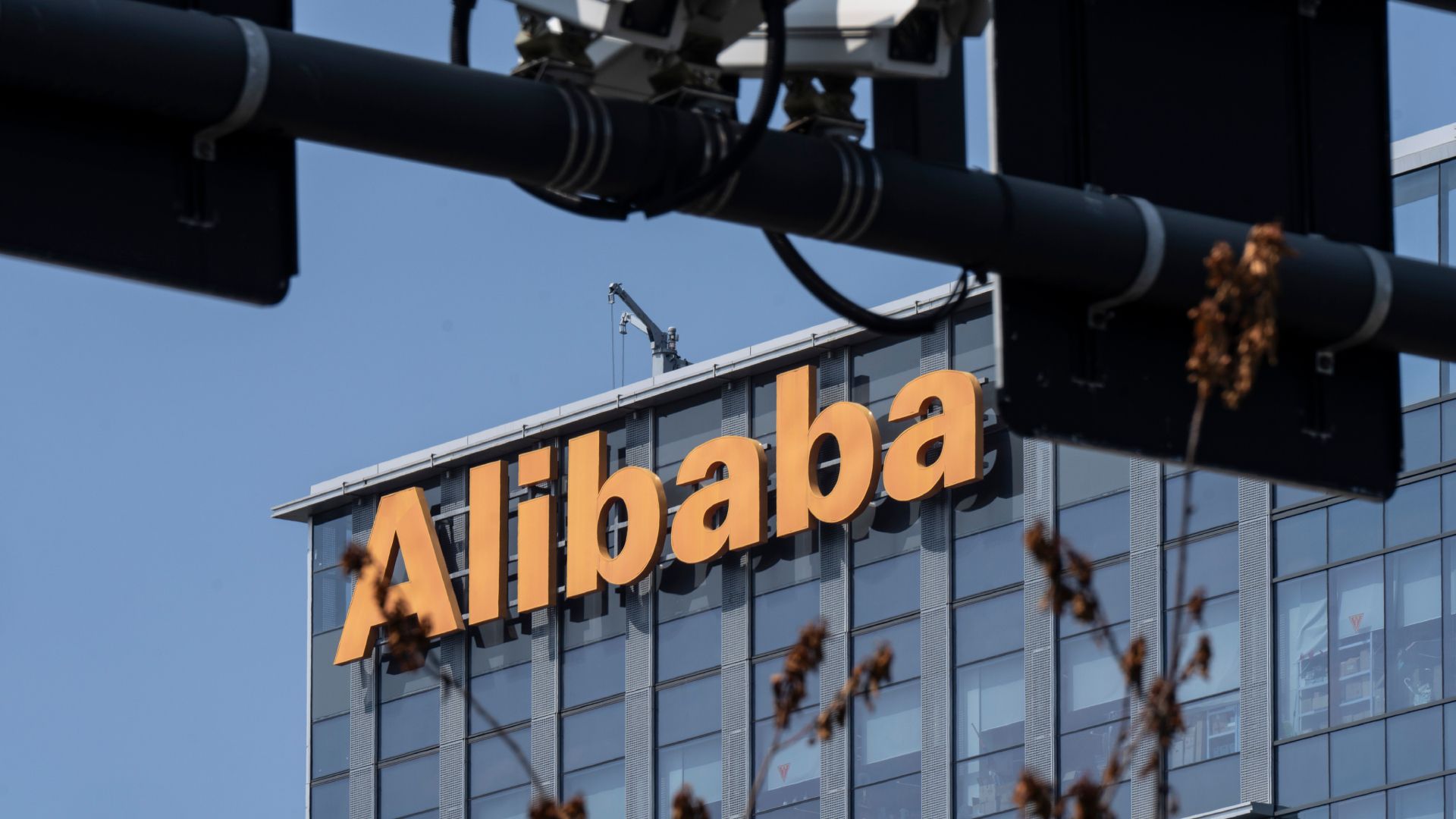 Alibaba Bans Claude Code Over Alleged China-Detection Backdoor, Shifts to Qoder